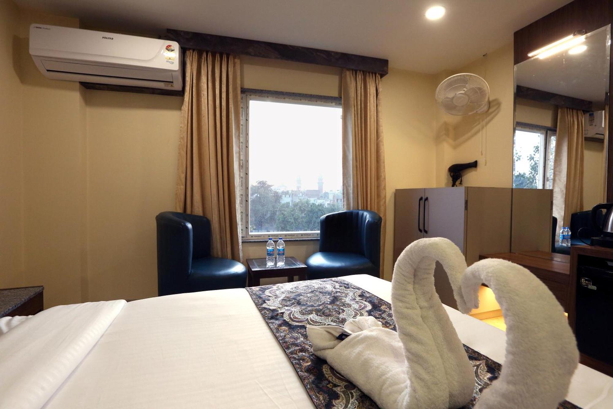 Hotel Gc Grand Inn Amritsar Exterior photo